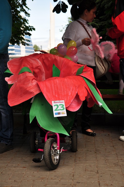 Parad_kolyasok_Sevastopol_2012_8- Парад колясок Севастополь 2012
