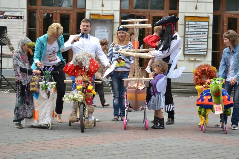 Пятый Севастопольский Парад колясок-005- Пятый Севастопольский Парад колясок (фото)