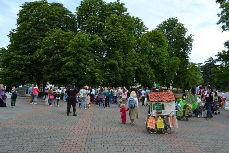 Пятый Севастопольский Парад колясок-021- Пятый Севастопольский Парад колясок (фото)