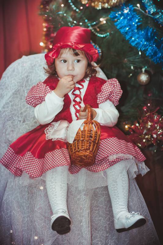 Красная шапочка- Фотоконкурс новогоднего костюма