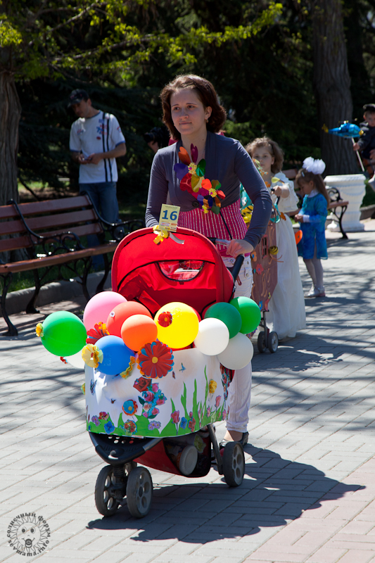 paradklogo-175- Первый Севастопольский парад колясок