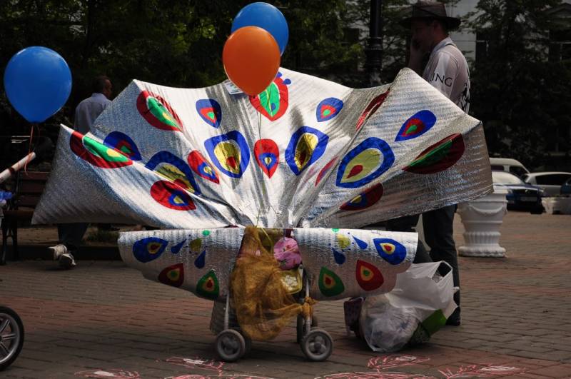 Parad_kolyasok_Sevastopol_2012_46- Парад колясок Севастополь 2012