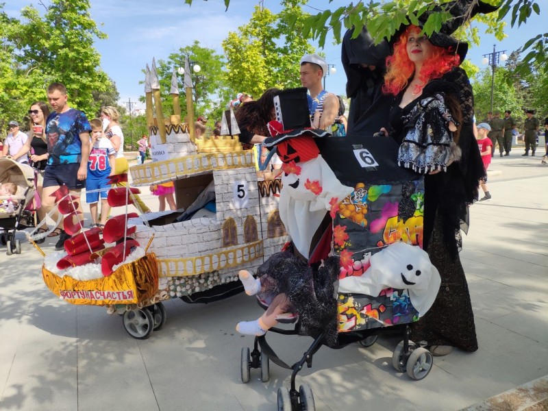 Севастопольский парад колясок 2019_154940- Севастопольский парад колясок 2019