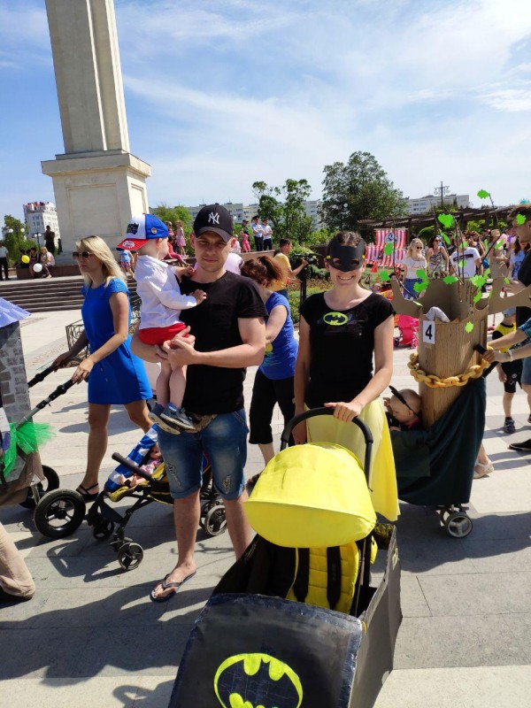 Севастопольский парад колясок 2019_22-26-43- Севастопольский парад колясок 2019