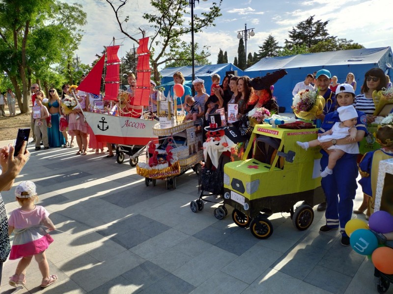 Севастопольский парад колясок 2019_171354- Севастопольский парад колясок 2019